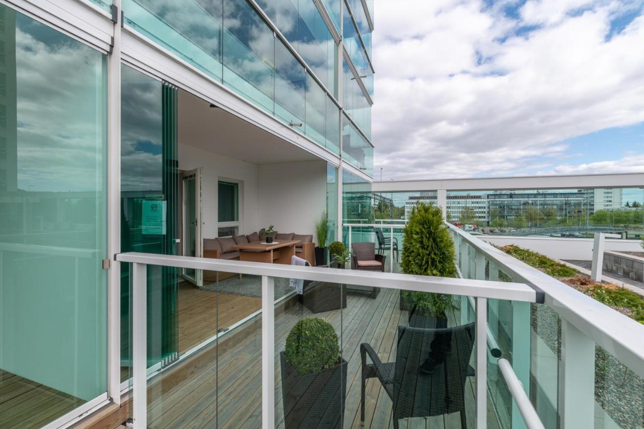 Starhomes Double Lux 8 Oulu Eksteriør billede